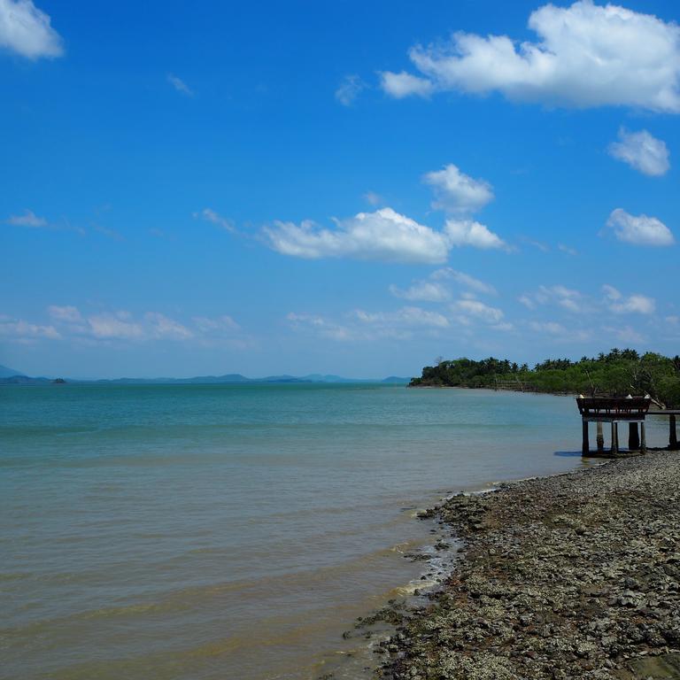 The Blue Sky Resort @ Ranong Exterior photo