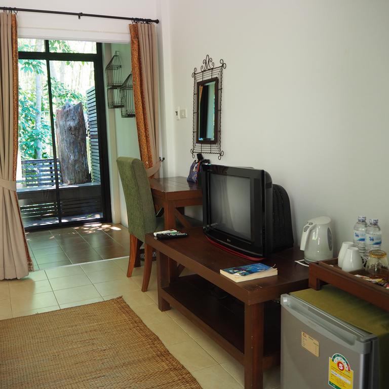 The Blue Sky Resort @ Ranong Exterior photo